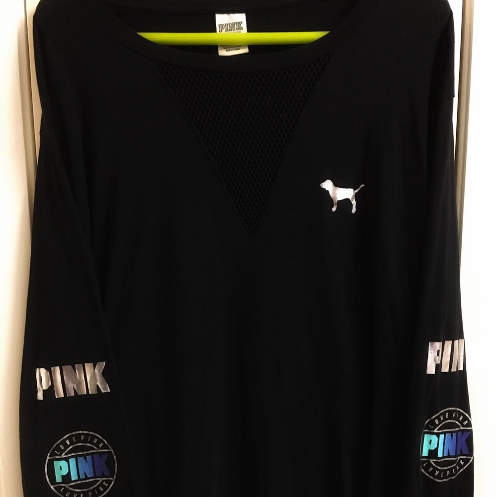 NWOT VS Pink L/S Campus Tee